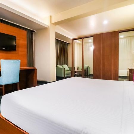 La Silver Leaf Hotel Nawāshahr Kültér fotó