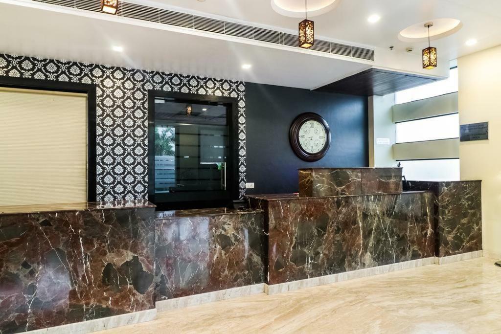La Silver Leaf Hotel Nawāshahr Kültér fotó