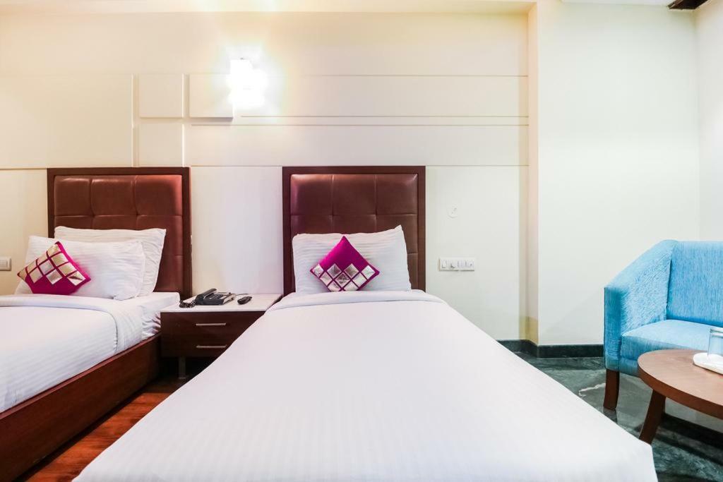 La Silver Leaf Hotel Nawāshahr Kültér fotó