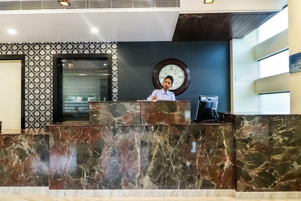 La Silver Leaf Hotel Nawāshahr Kültér fotó