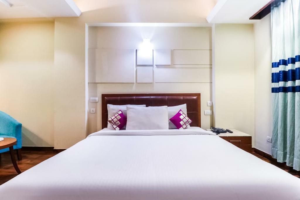 La Silver Leaf Hotel Nawāshahr Kültér fotó
