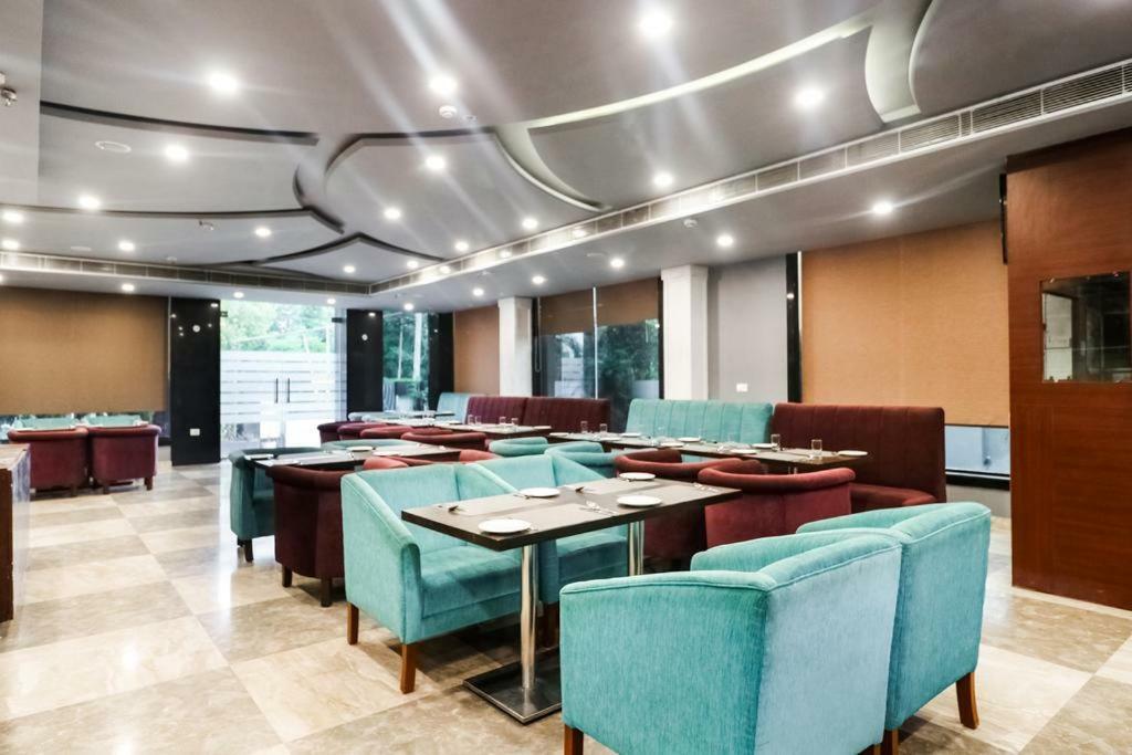La Silver Leaf Hotel Nawāshahr Kültér fotó